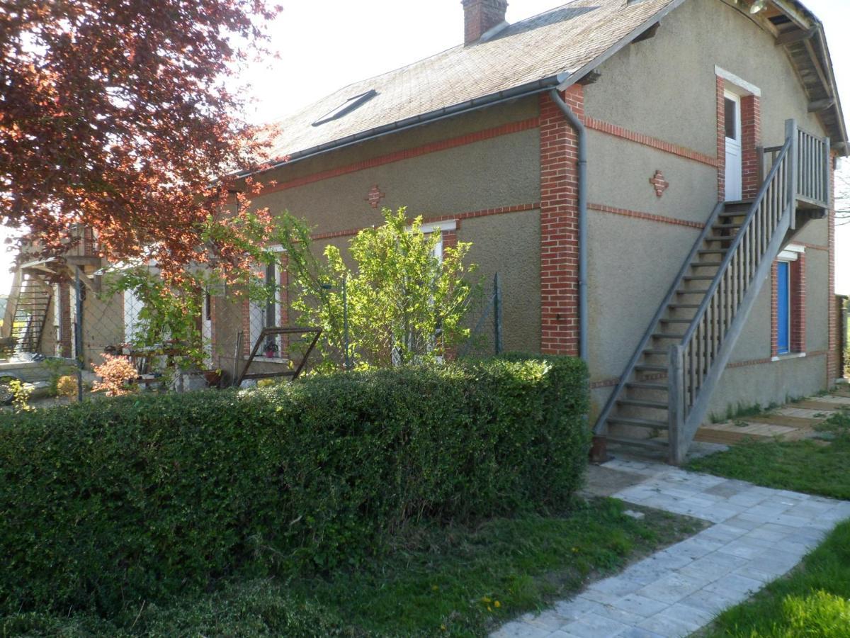 L'Etape De St Hilaire La Gravelle Panzió Saint-Hilaire-la-Gravelle Kültér fotó